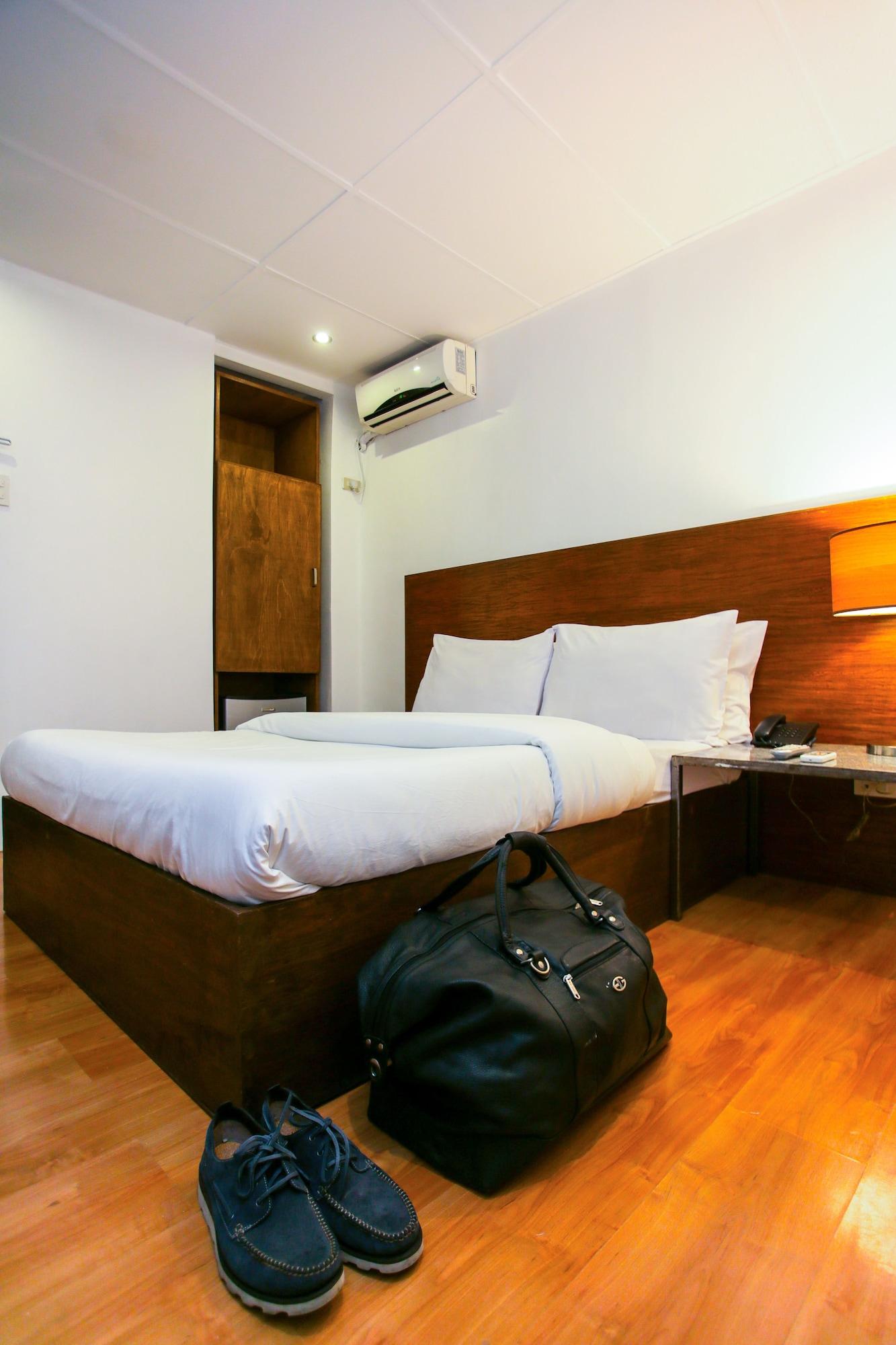 Hotel Durban Makati City Bagian luar foto