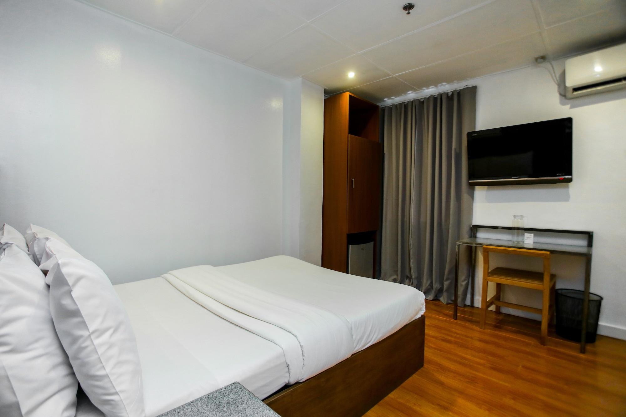 Hotel Durban Makati City Bagian luar foto