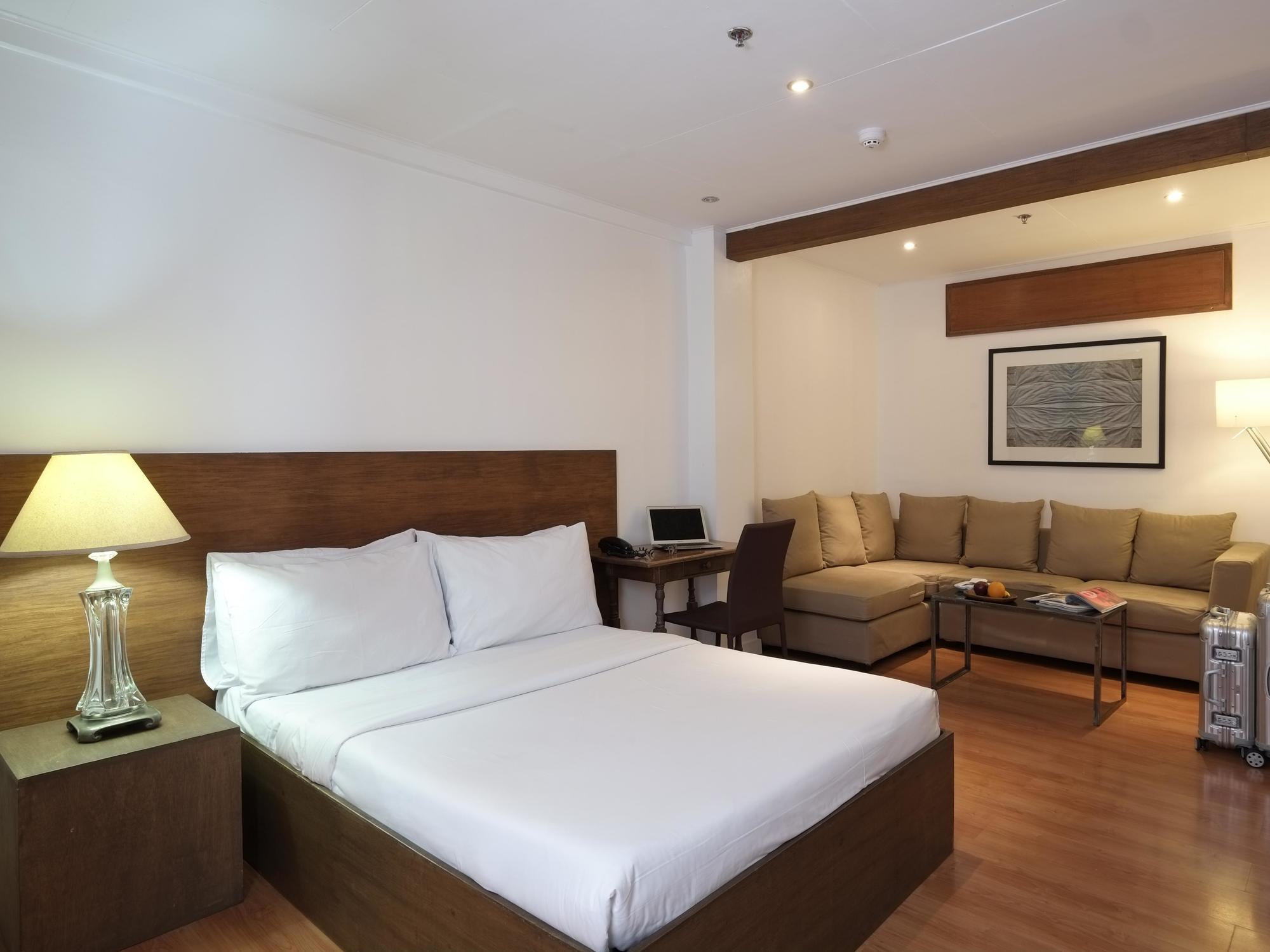 Hotel Durban Makati City Bagian luar foto