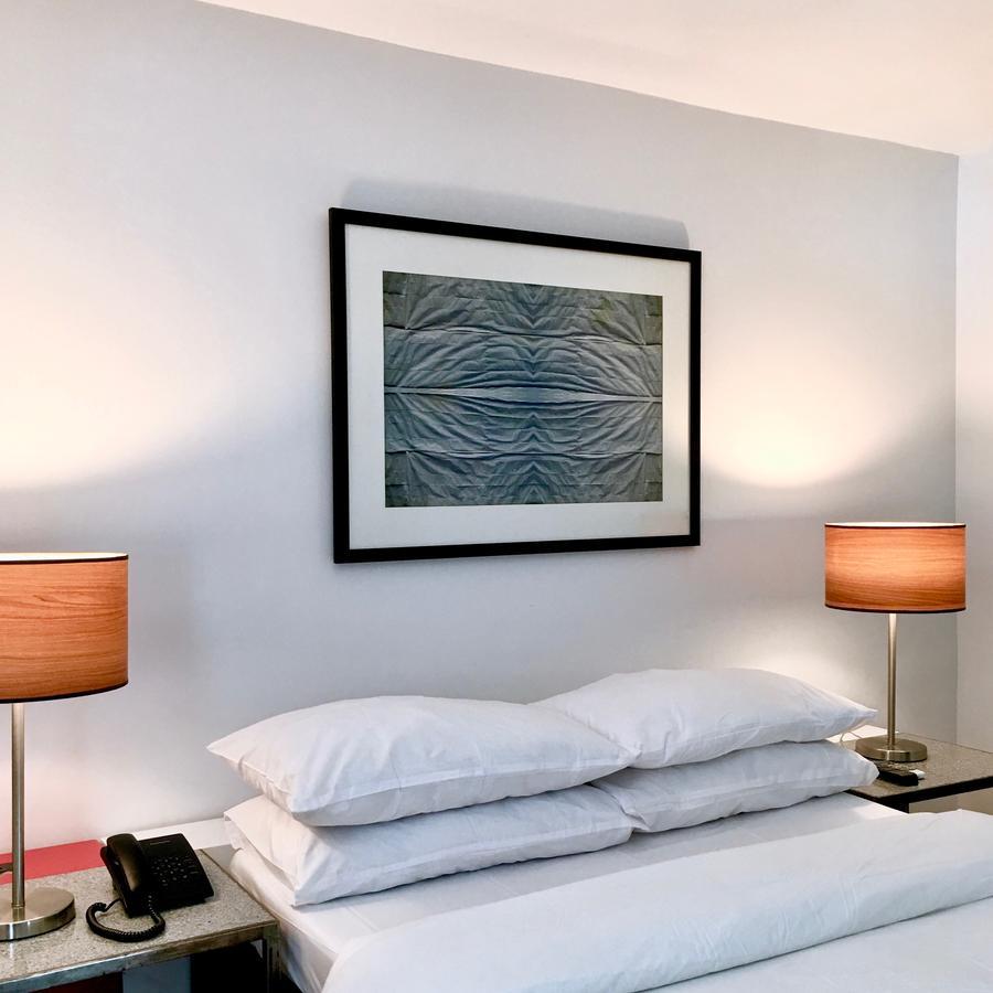 Hotel Durban Makati City Bagian luar foto